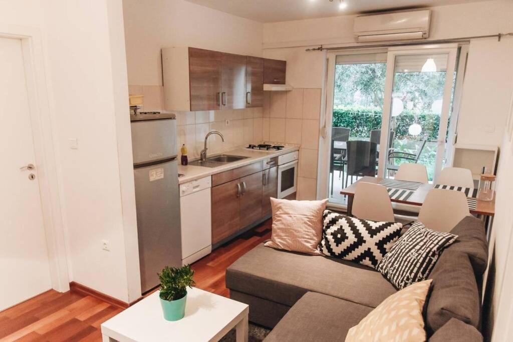 Cosy Apartment In A Quiet Neighborhood Zadar Zewnętrze zdjęcie